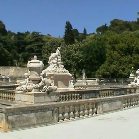 Spacieuse Avec Piscine, Secteur Tres Calme * Nîmes